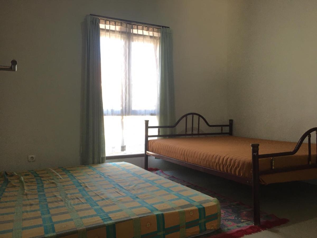 Dallil Putra Villa Lembang Exterior foto